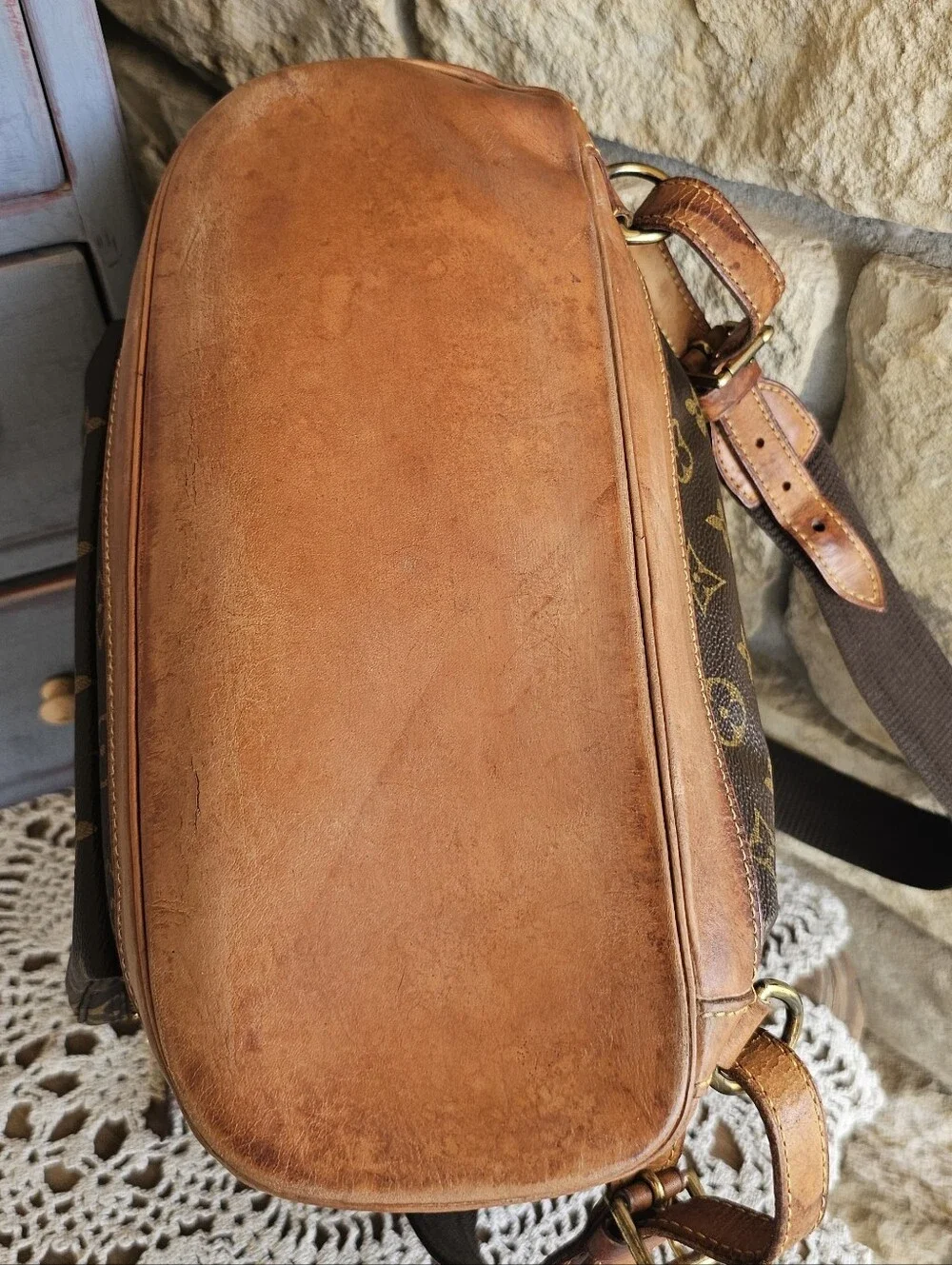 Louis Vuitton classic louis